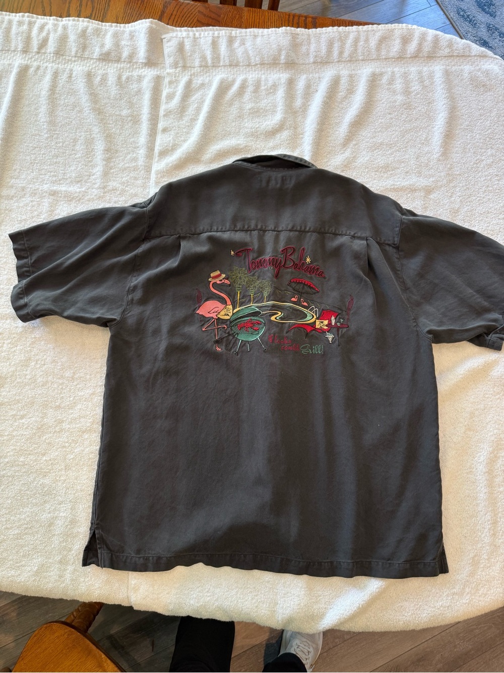 Tommy Bahama Embridered Flamingo If Looks Could Grill button up shirt. - Picture 3 of 6